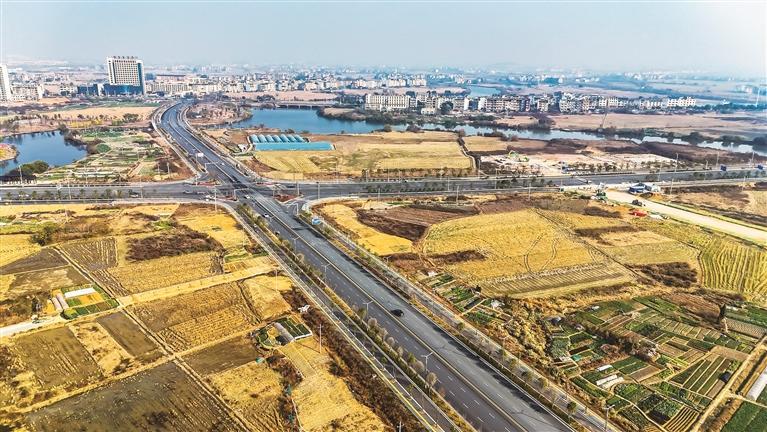 余干县：城市路网 四通八达（图）