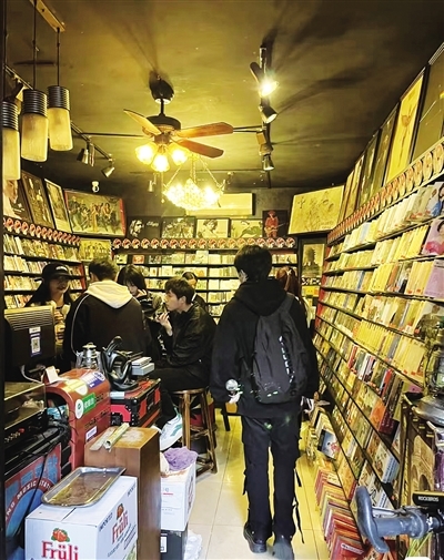 南昌怀旧商店悄然兴起 激发消费新活力