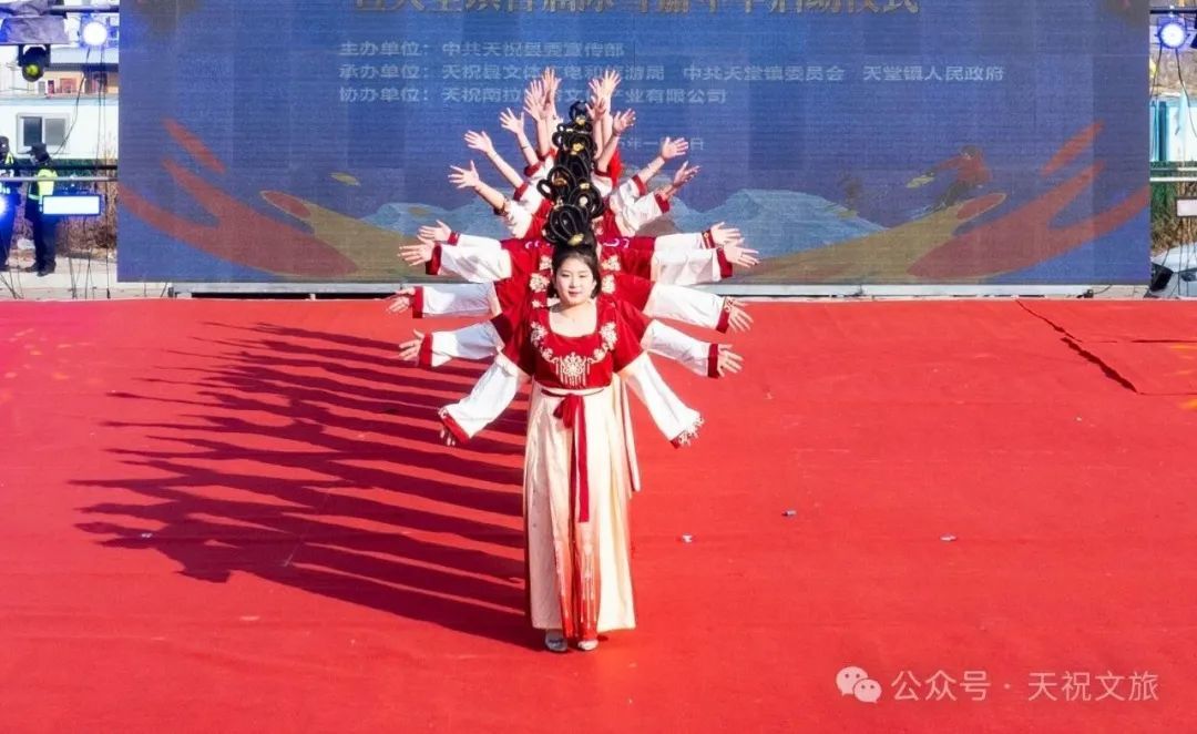 摄影:李正茂