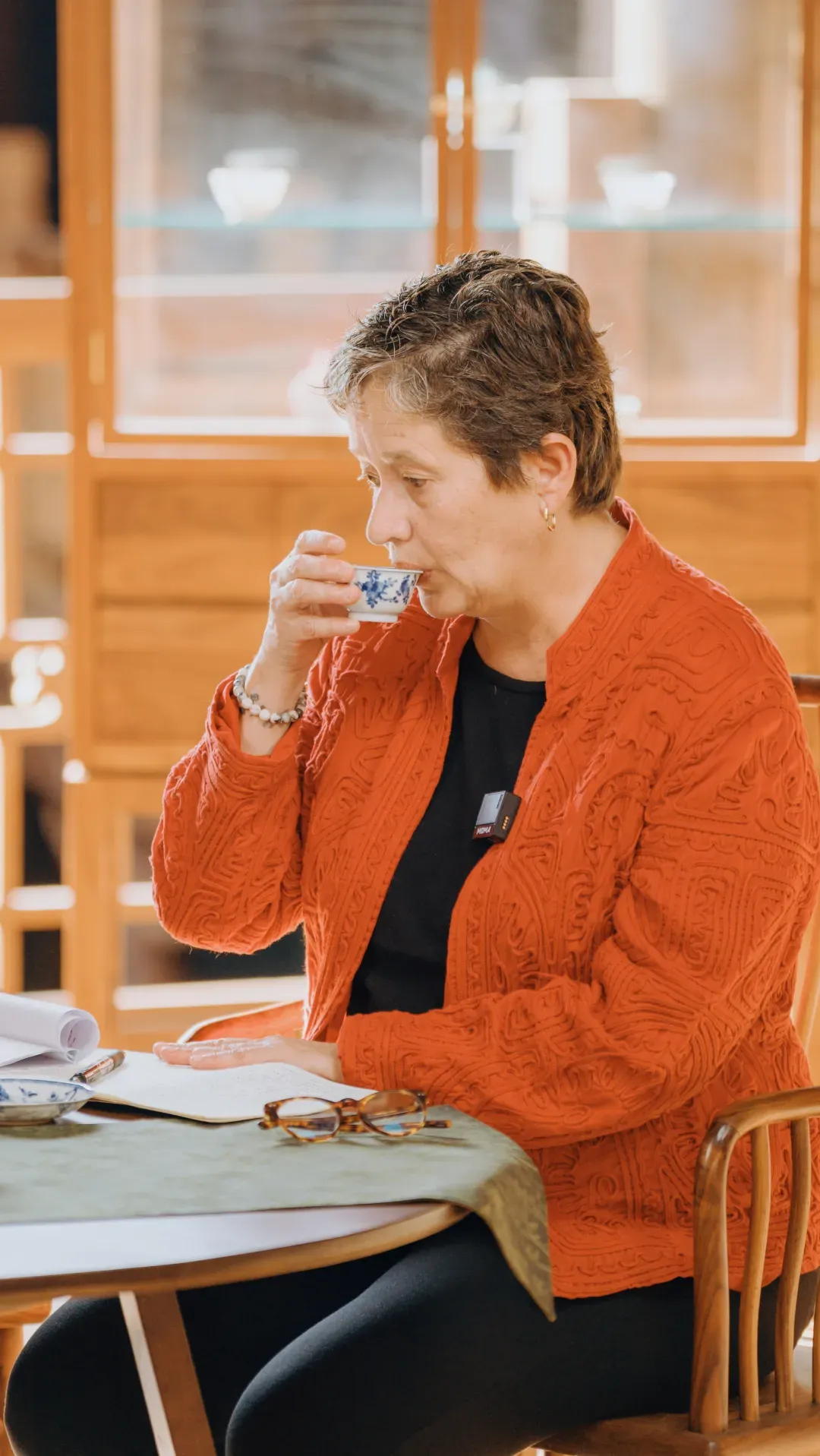 卡罗琳娜用希珍堂回流瓷喝茶现场照