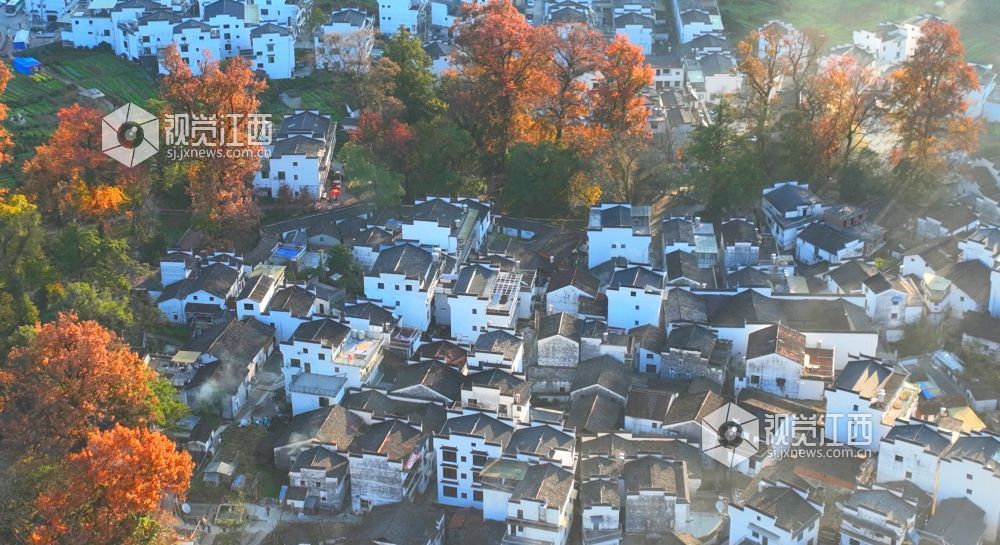 江西婺源石城秋景