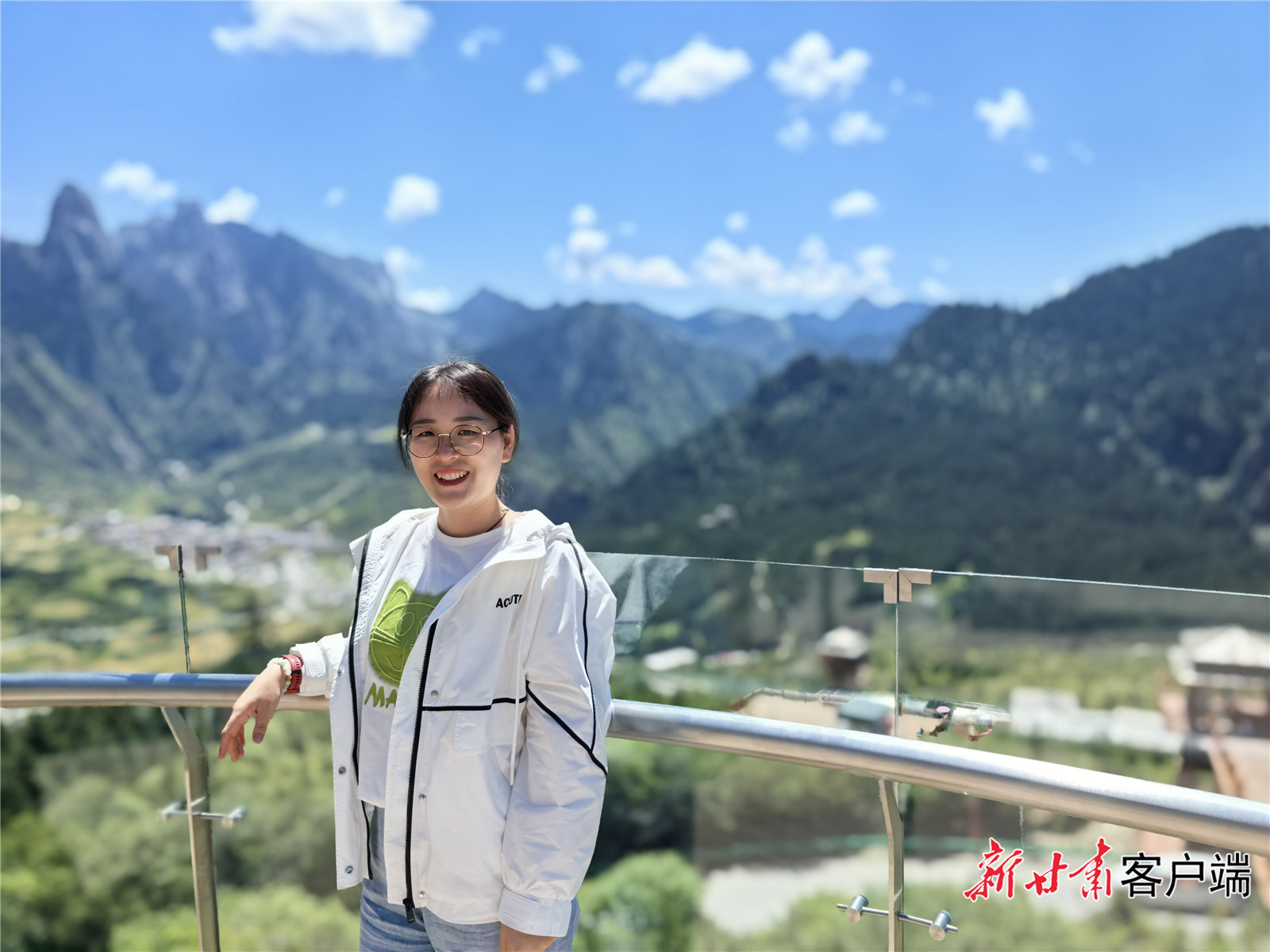 从三尺讲台到千家万户 甘肃人大代表王莹为教育发声