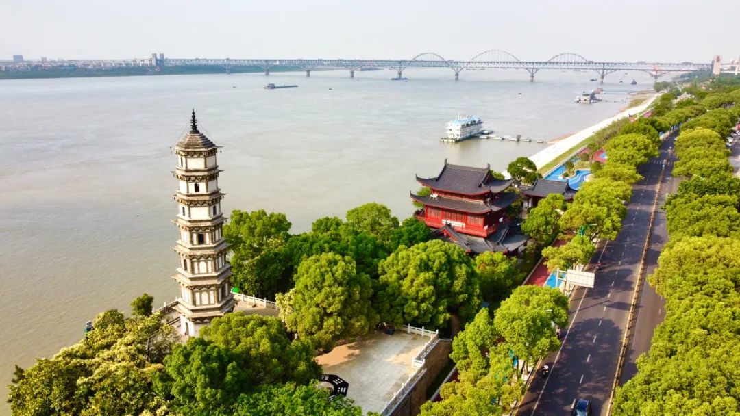 长江国家文化公园九江段锁江楼景区。吴迪 摄