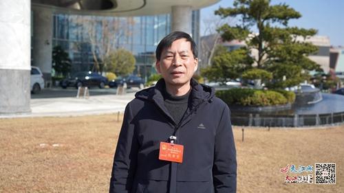 市人大代表、遂川县民政局党委书记、局长黎育汉