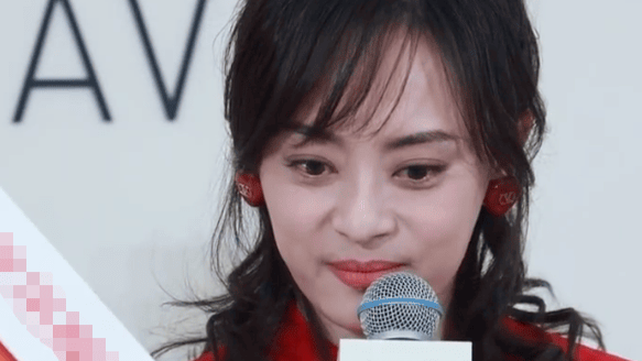 孙俪自曝很喜欢蔡依林的歌，并曾向她请教唱歌秘诀封面图