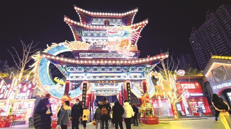 兰州老街特色灯展精彩纷呈