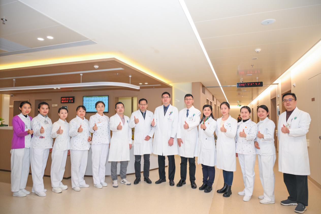 做完甲状腺肿瘤切除术后，外籍患者点赞深圳市人民医院龙华分院甲乳外科！