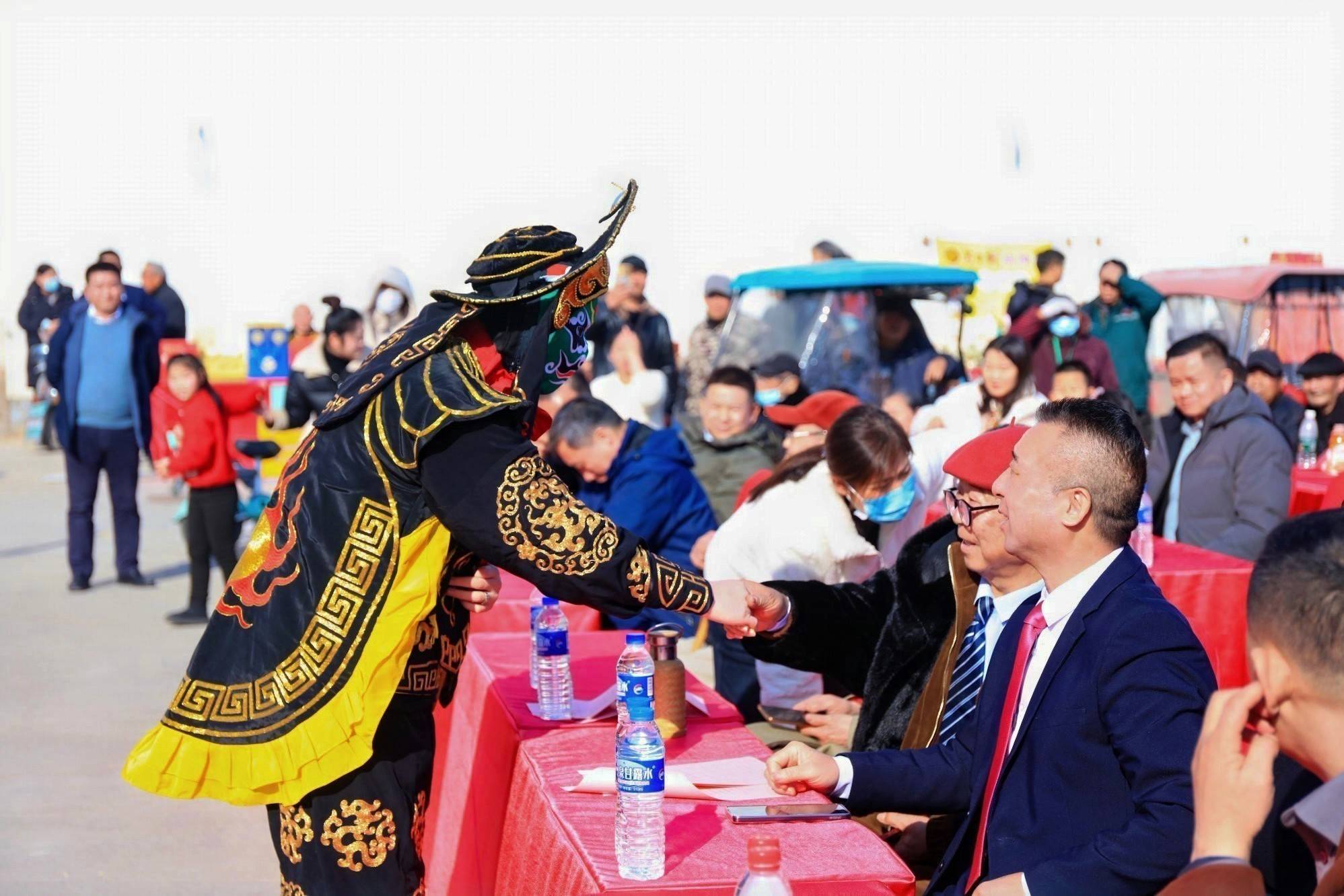 郑州农博中心年货节盛大启幕！美食扎堆，央地企业联动，中原新春嗨购不停！