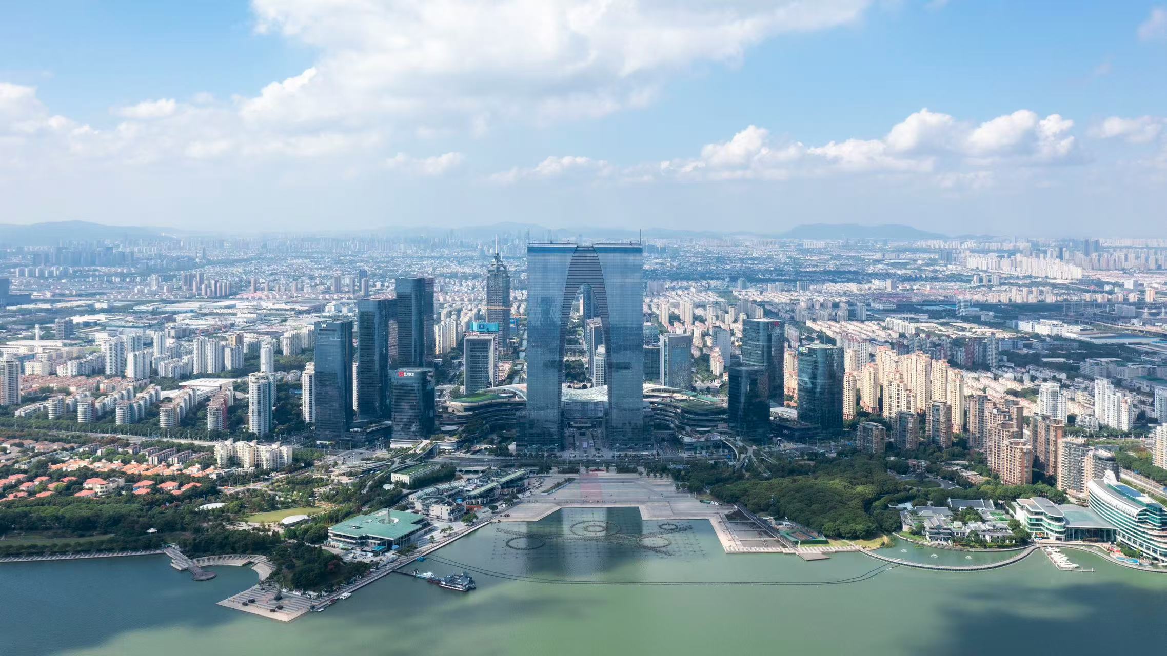 地位比肩省会城市，苏州迎接怎样的发展挑战？
