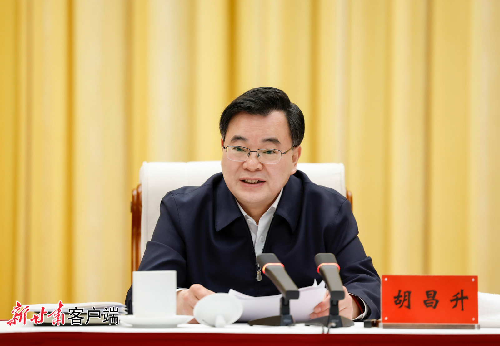 1月24日，全省2024年度党委（党组）书记抓基层党建和人才工作述职评议考核大会在兰州召开，省委书记、省人大常委会主任胡昌升出席会议并讲话。新甘肃&middot;甘肃日报记者　孟捷