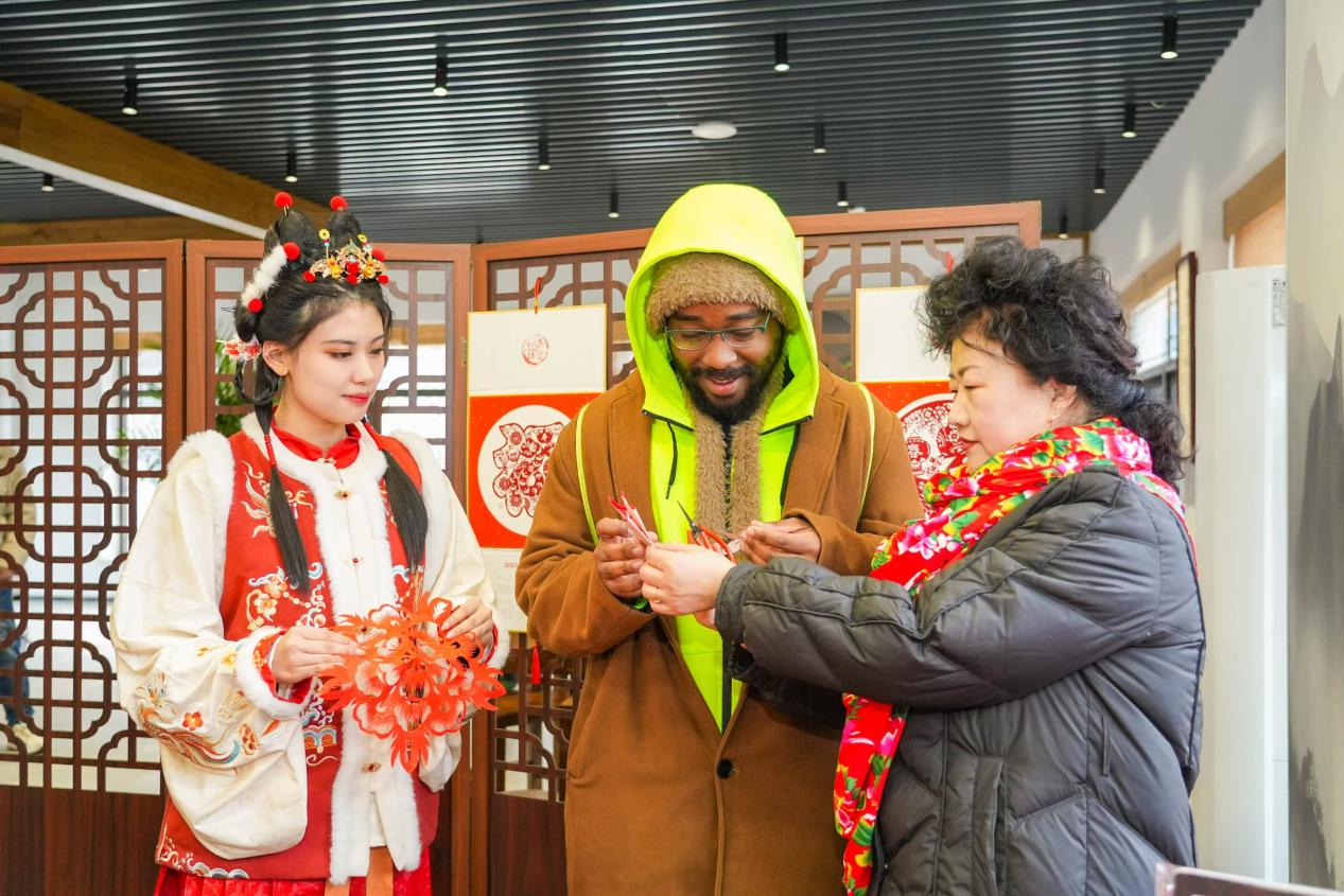 来崂山，过大年！发现年俗的N种可能