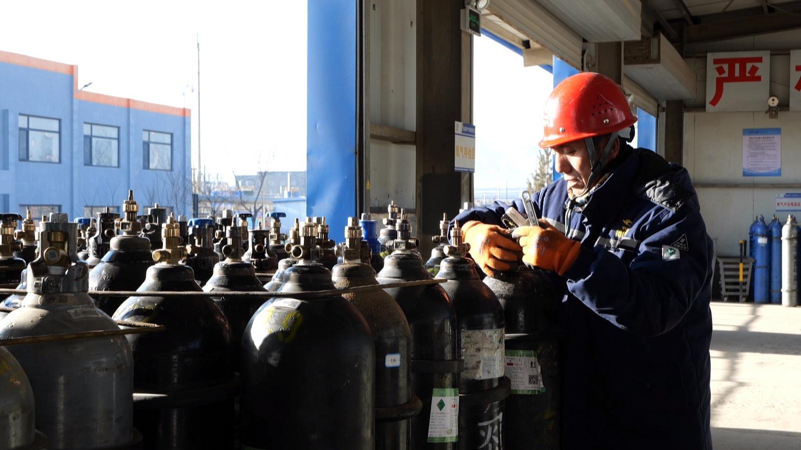 开局铆足干劲忙生产　永昌新春势如虹