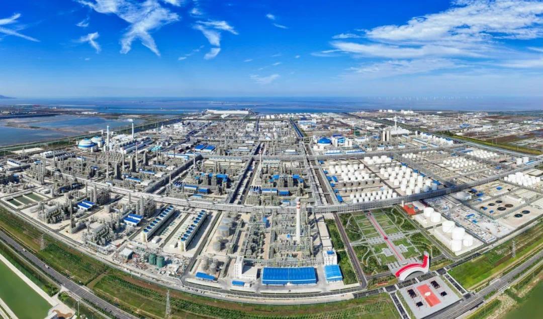 连云港30万吨级航道改扩建工程等元素入选省政府工作报告