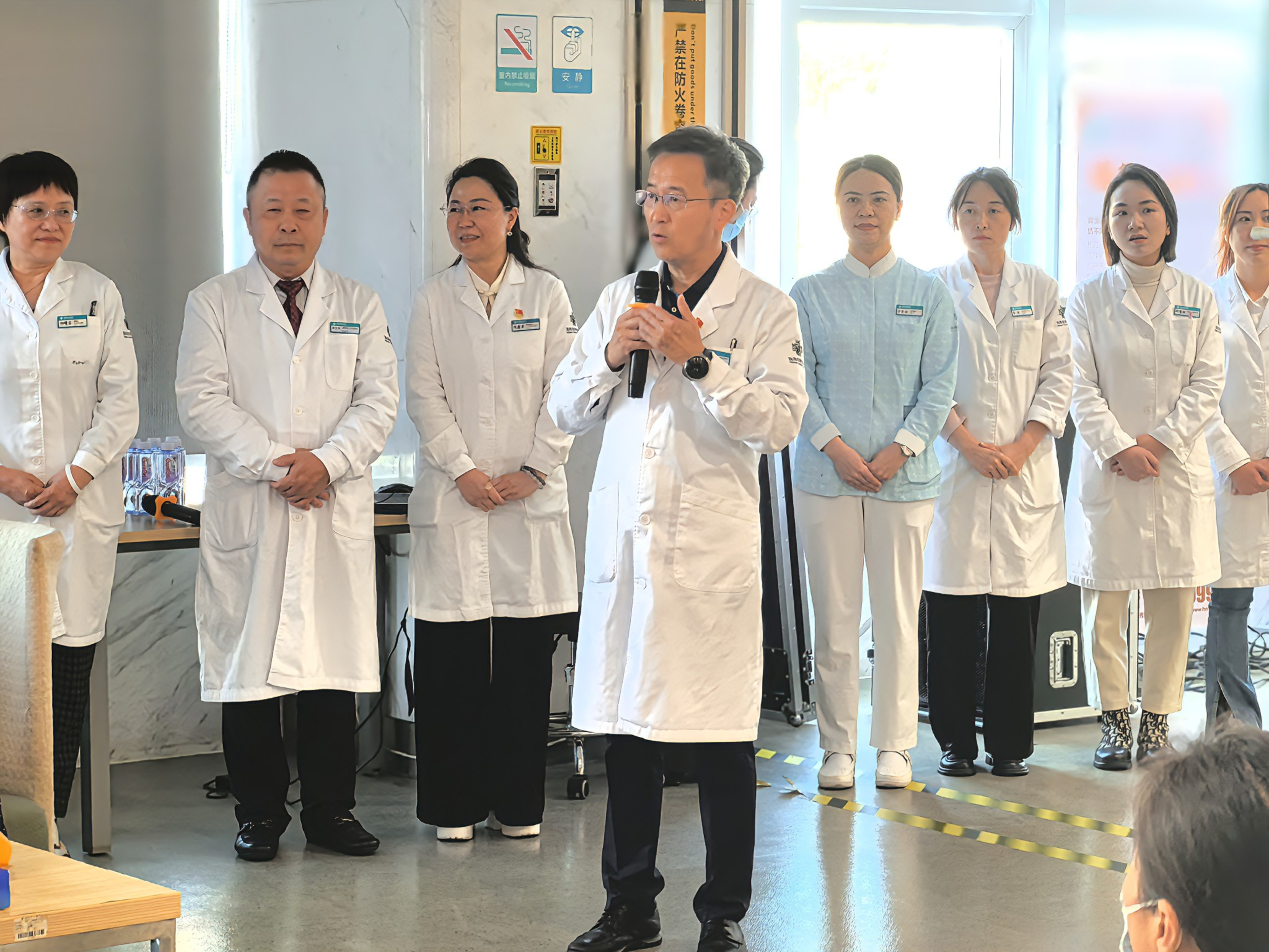 海南省肿瘤医院党委书记、执行院长石耀辉教授致词