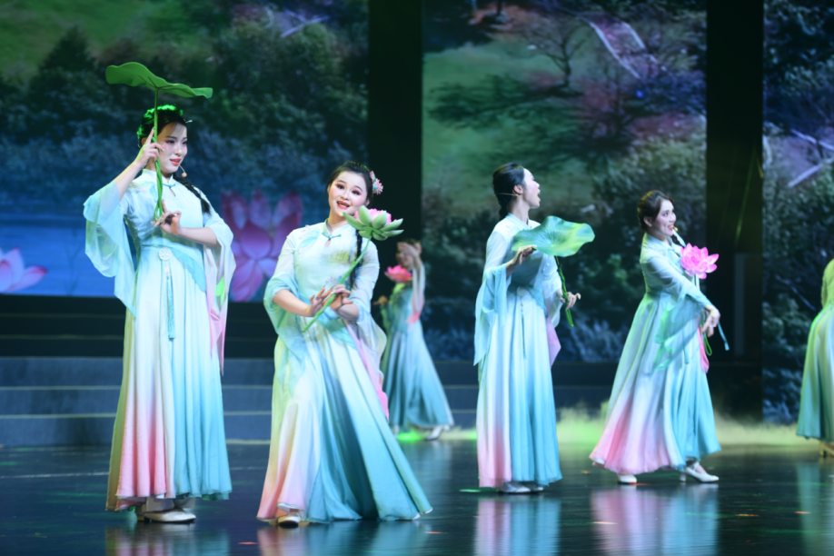 原创歌曲《我在昌南等你》