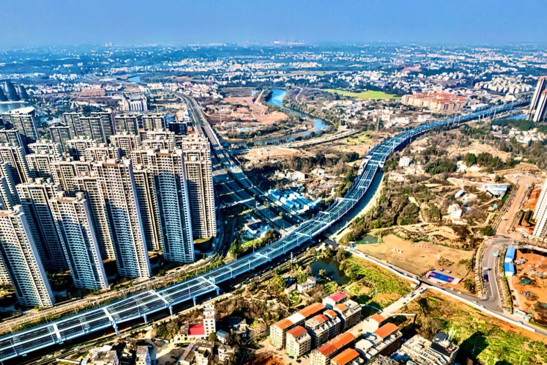 提前半年!赣南大道快速路南康段地面主路通车