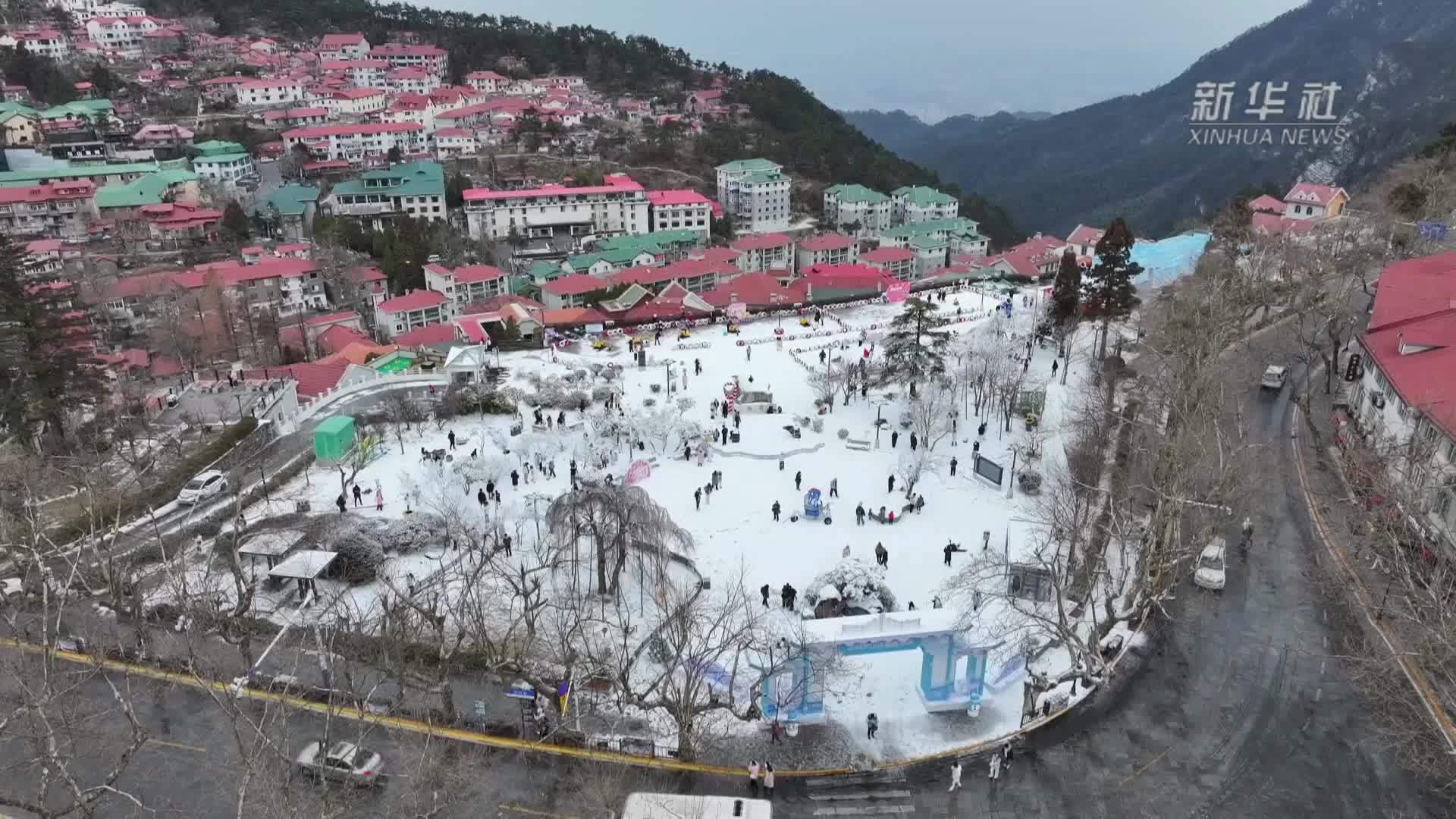 庐山：花式“宠”客“趣”玩雪