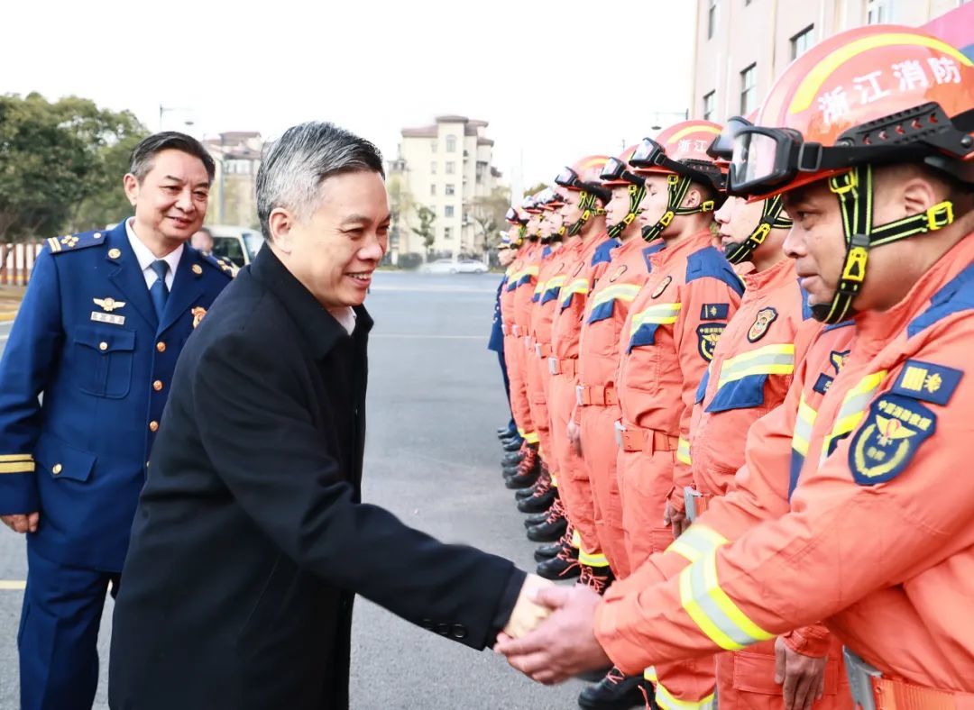 刘捷在湖州走访慰问 加强关心关爱 让群众生活更温暖凤凰网浙江_凤凰网