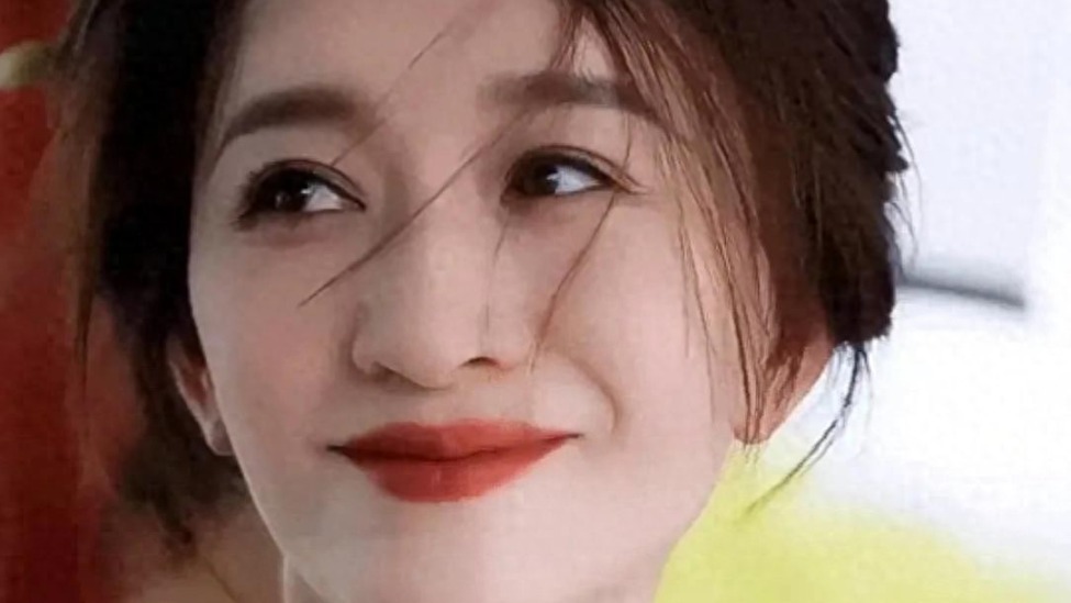 陈佩斯，戳穿了刘晓庆被“排挤”的真相，她给所有演员“提了醒”封面图