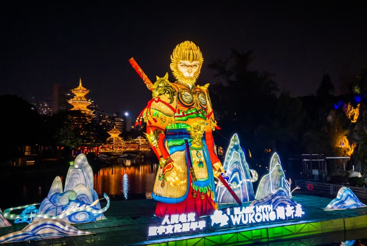 巨型悟空灯组(夜晚亮灯)