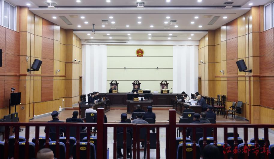 欺压百姓、扰乱经济！萍乡一涉恶势力犯罪集团受审