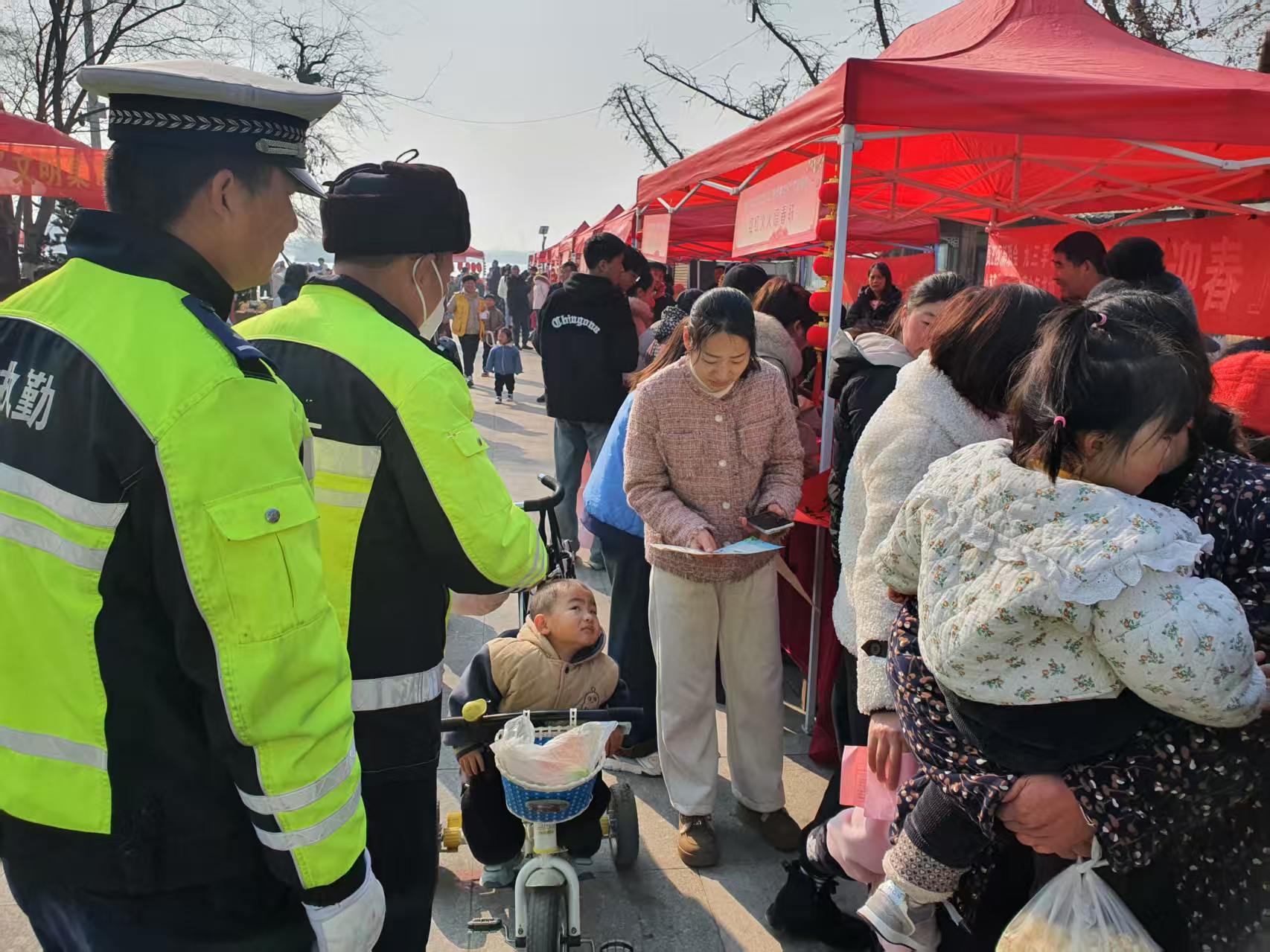 护航平安春运！徐州积极开展春节前交通安全宣传