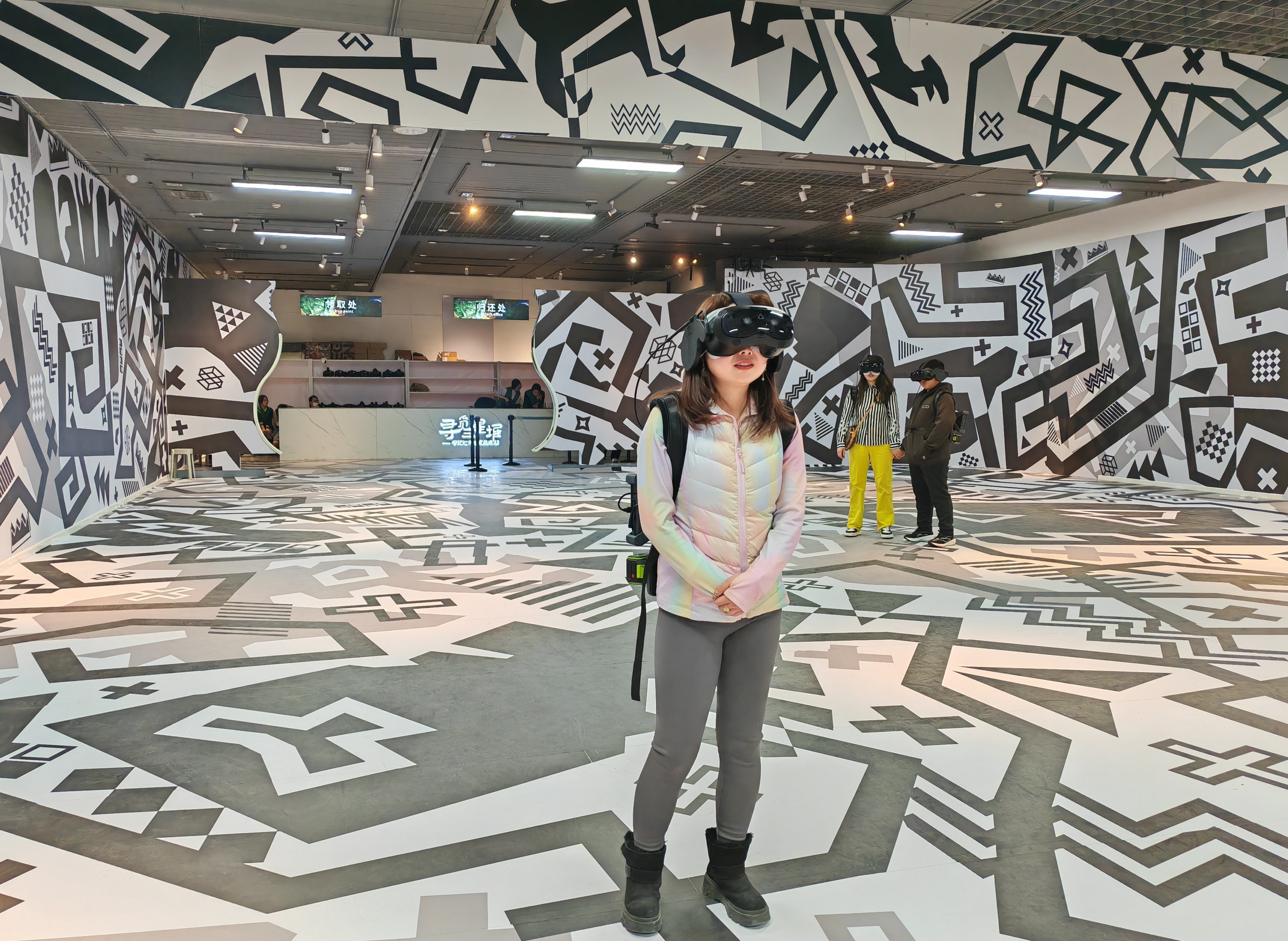 VR沉浸式探索 来甘肃省博开启三星堆考古之旅凤凰网甘肃_凤凰网