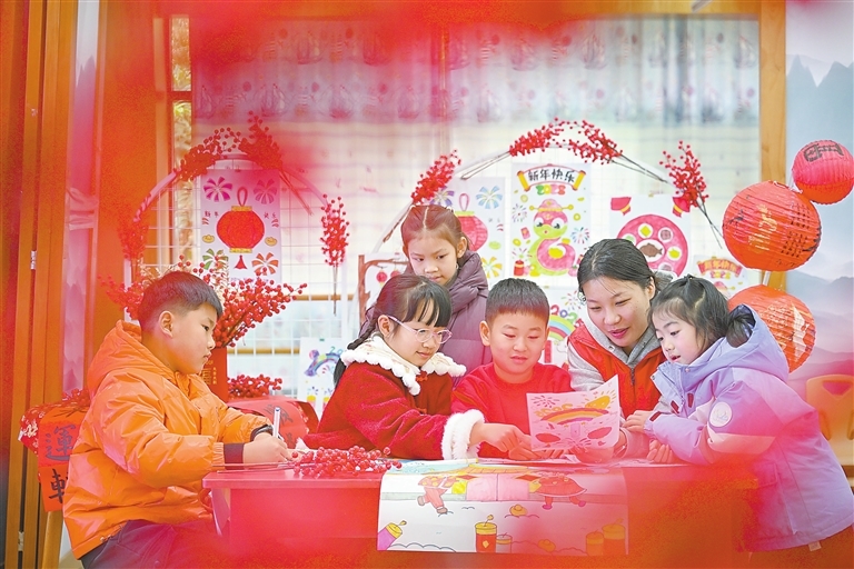 南昌：喜气洋洋迎新年（图）