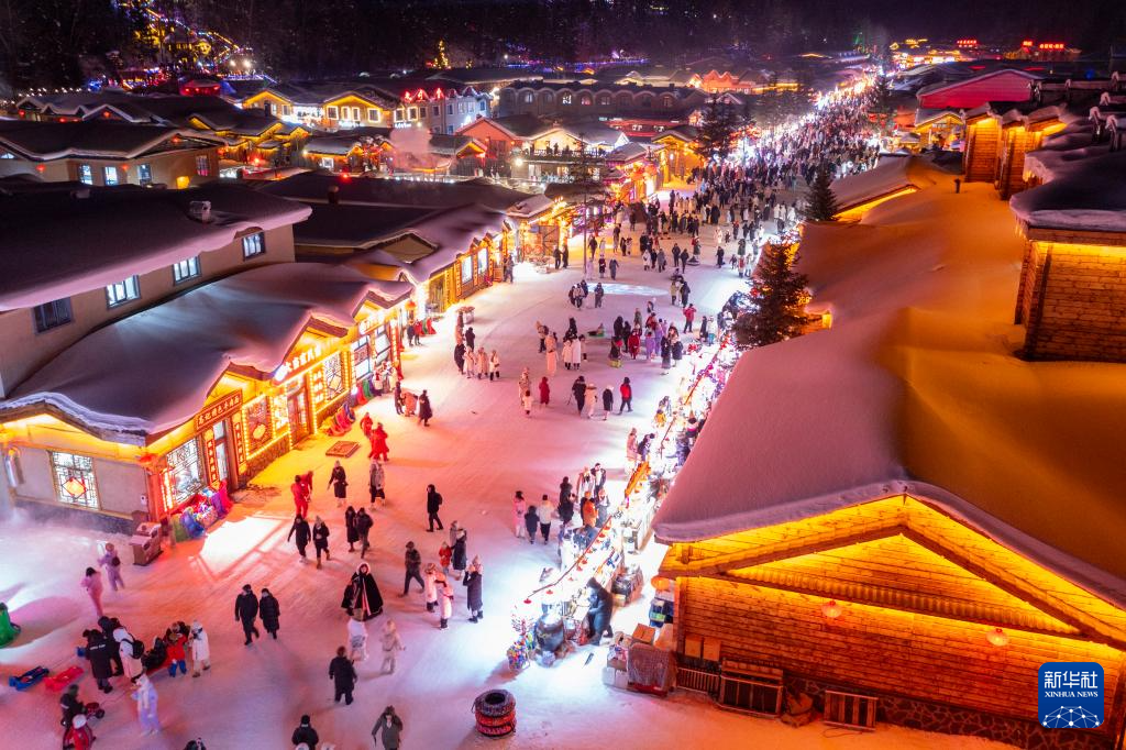“中国雪乡”:白雪“燃”情 冰雪点“金”凤凰网北美_凤凰网