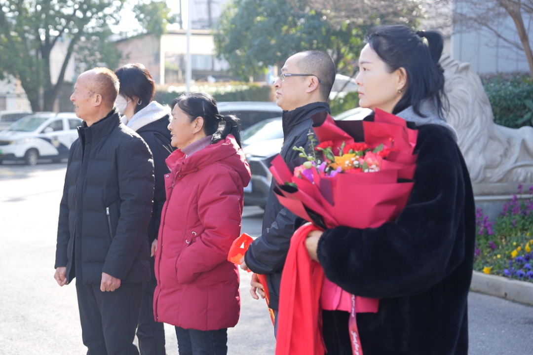 春節前夕，江西警方幫助失散35載親人團圓