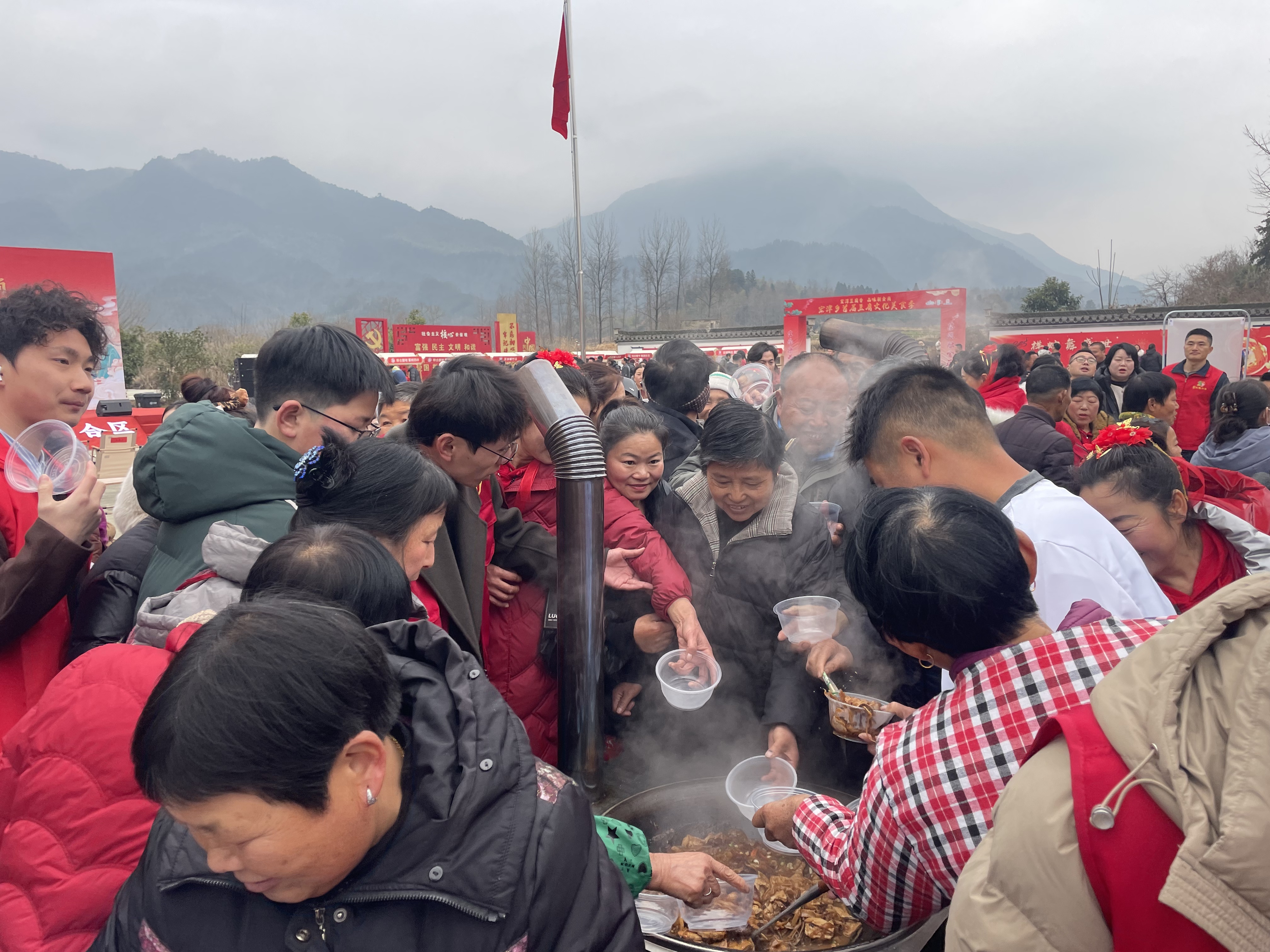 黄山宏潭豆腐文化节：味美扬名，启幕新章