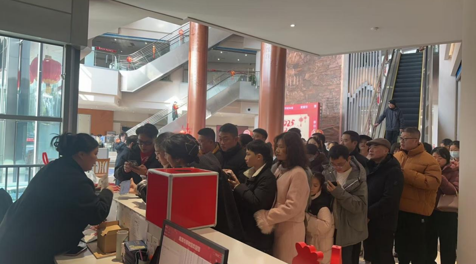 【全球学子嘉游赣 奇绝鹰潭逍遥游】正月初一，鹰潭年味儿满格