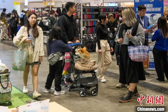 “香港宠物节2025”在香港会议展览中心开幕