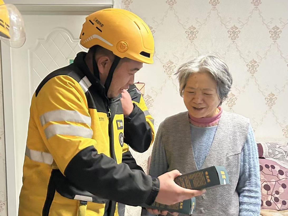 (莲湖区青年路街道习武园社区,李丹摄)