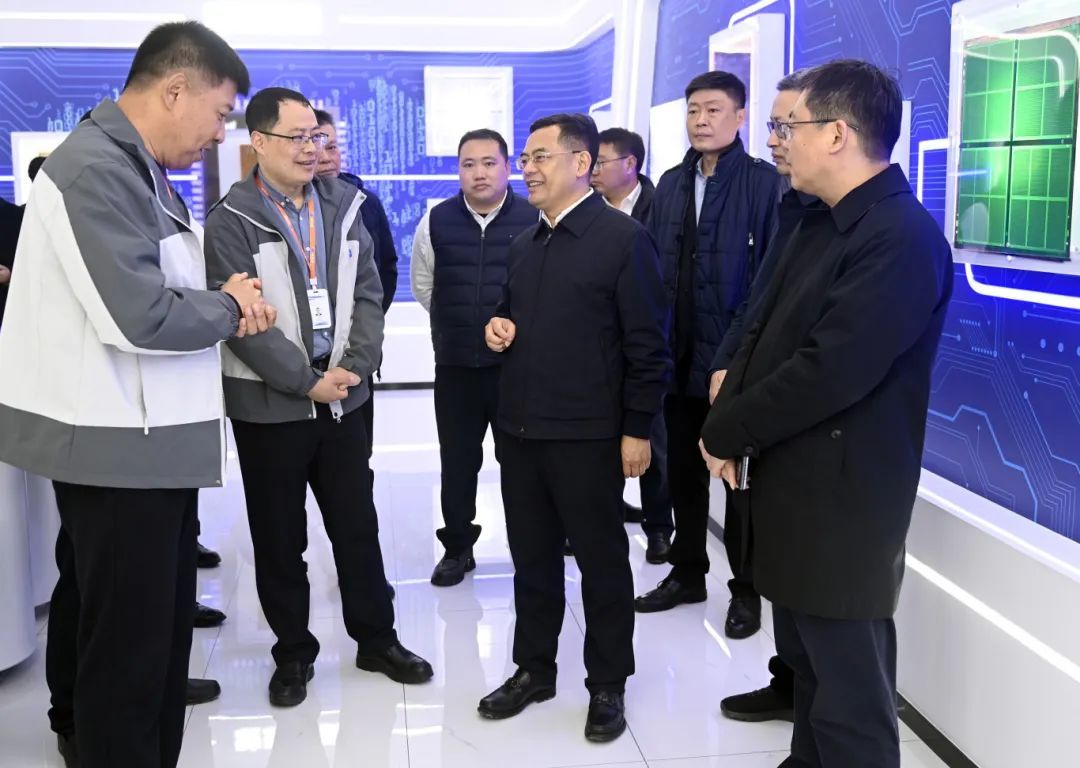 黎勇调研玻芯成（重庆）半导体科技有限公司