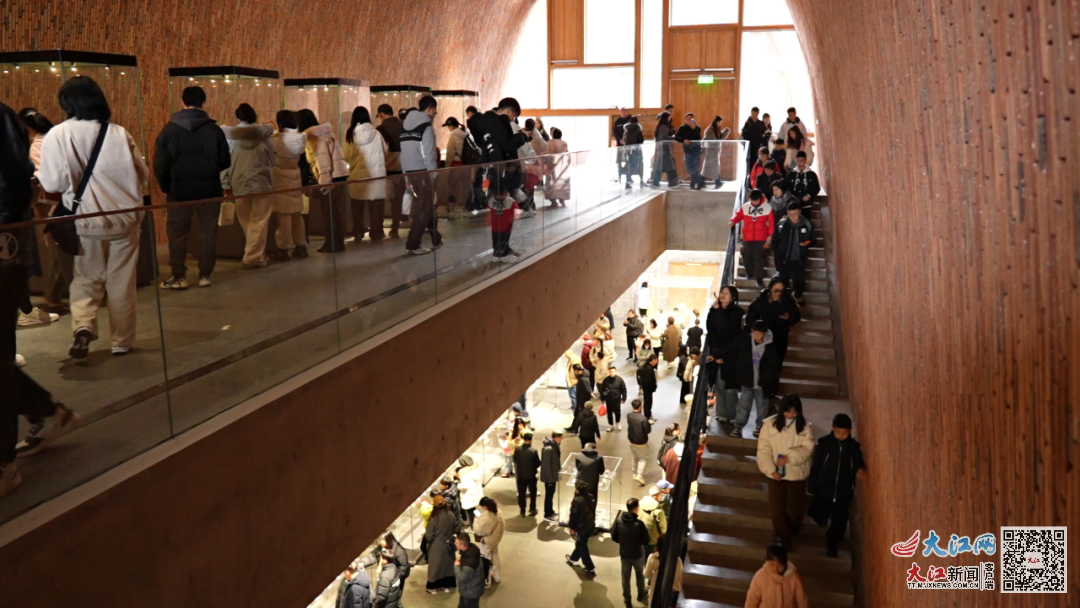 御窑博物馆川流不息的游客（景德镇市文旅局 供图）
