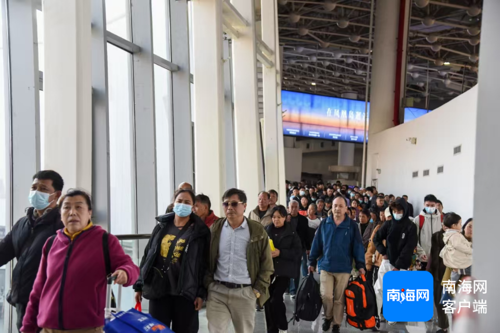 徐闻港过海旅客。徐闻港供图