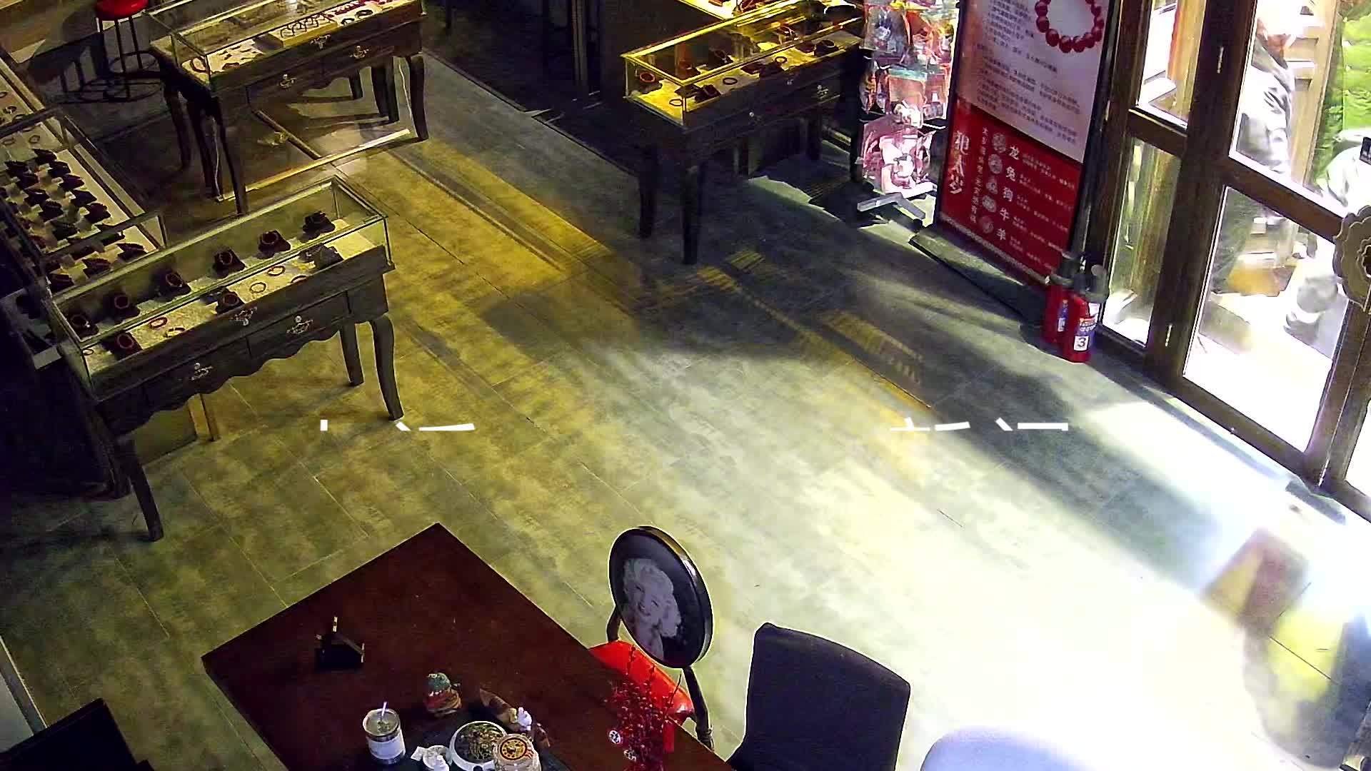 大同市平城区官方就“破门亮灯”事件公开致歉：诚恳接受批评，确保类似事件不再发生