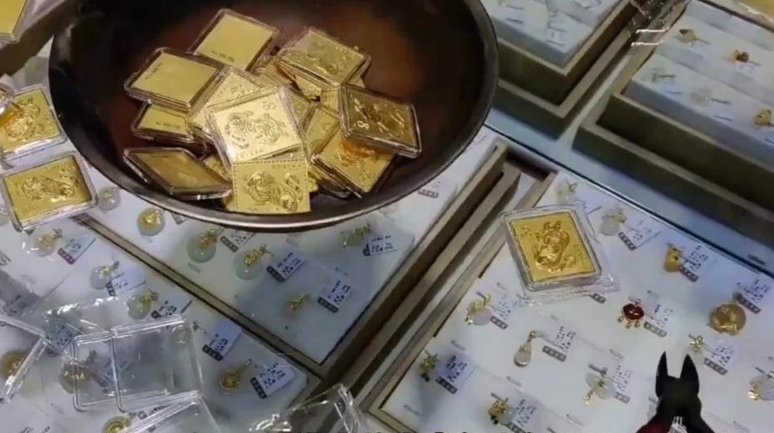 金价怎么还在涨？黄金涨价怎么停不下来了？