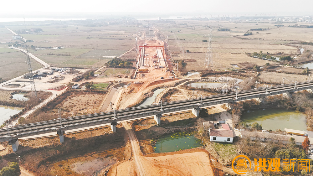 A标下穿昌福铁路施工区域
