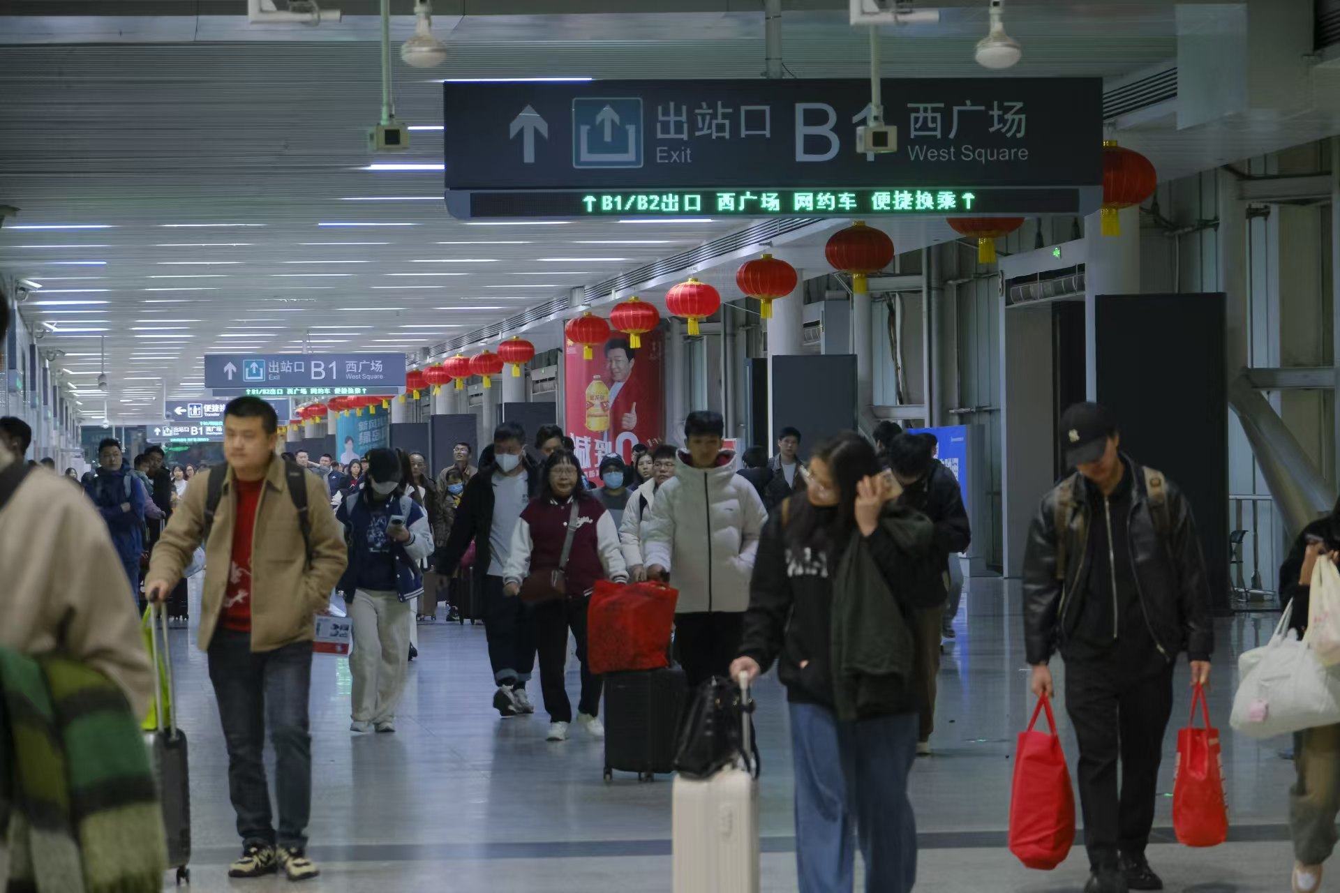 深圳铁路再度开启“春运夜间模式”