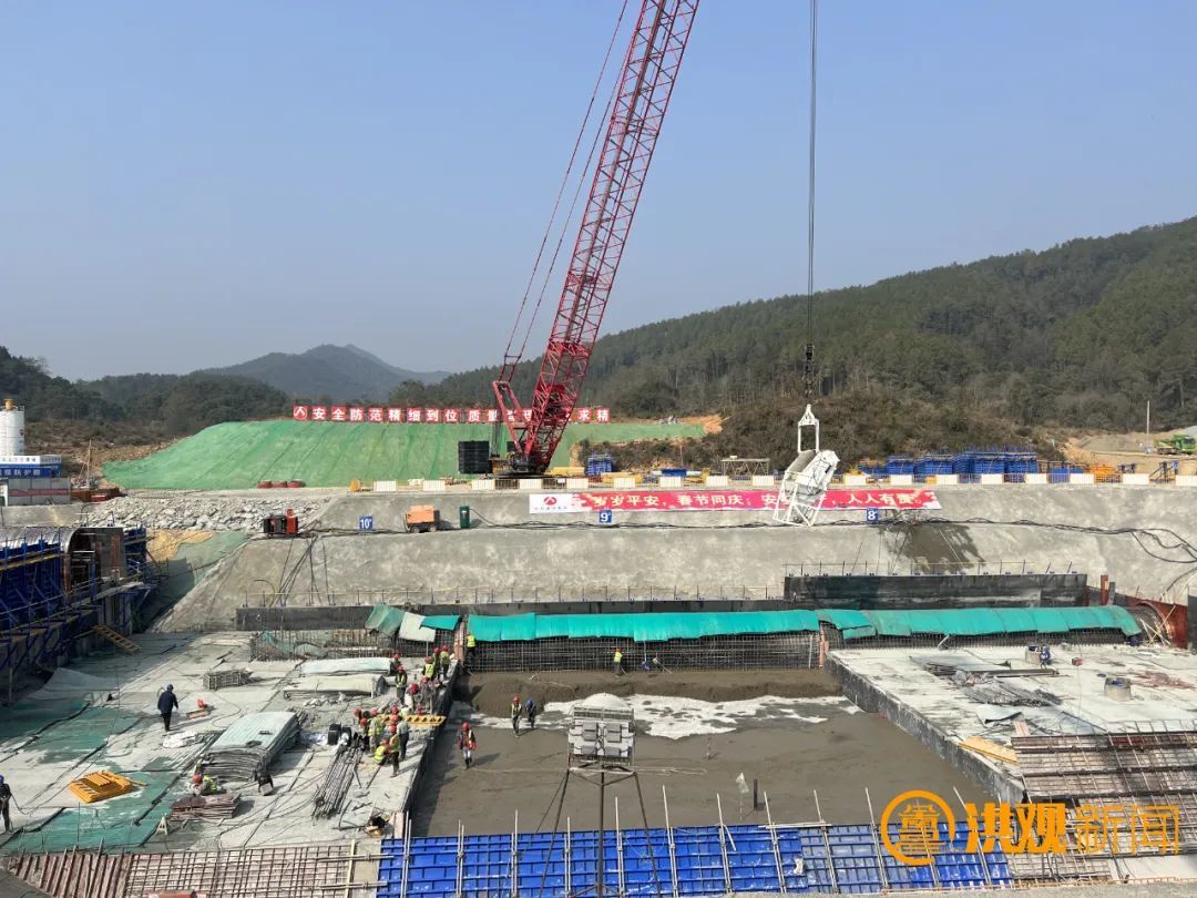赶生产、抢工期......南昌冲刺“开门红”