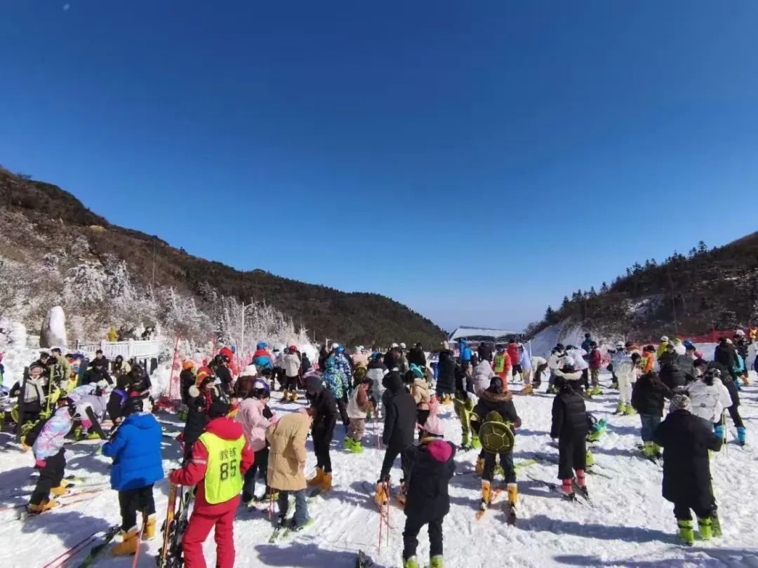 春节假期铜鼓县游客接待量和旅游收入双增长