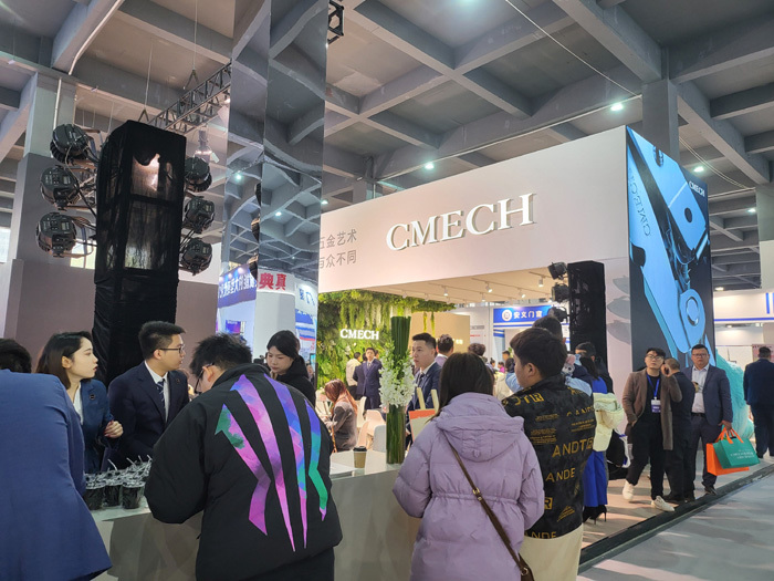 第九届江西(安义)铝型材及门窗博览会举行：“铝”展风采 “门”开新途