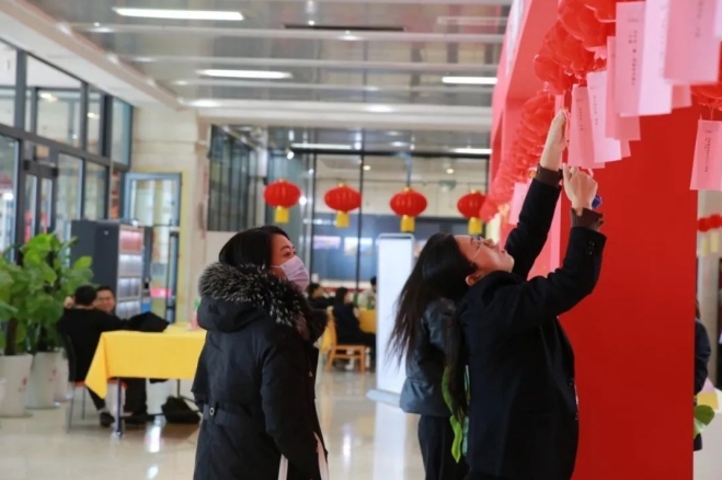 沧州市图书馆读书游园会精彩连连“乐翻天”