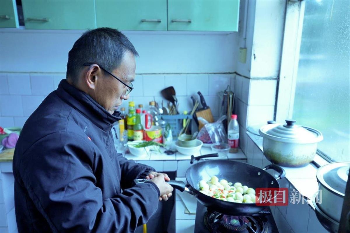 姜晋龙特意做了一份汤圆