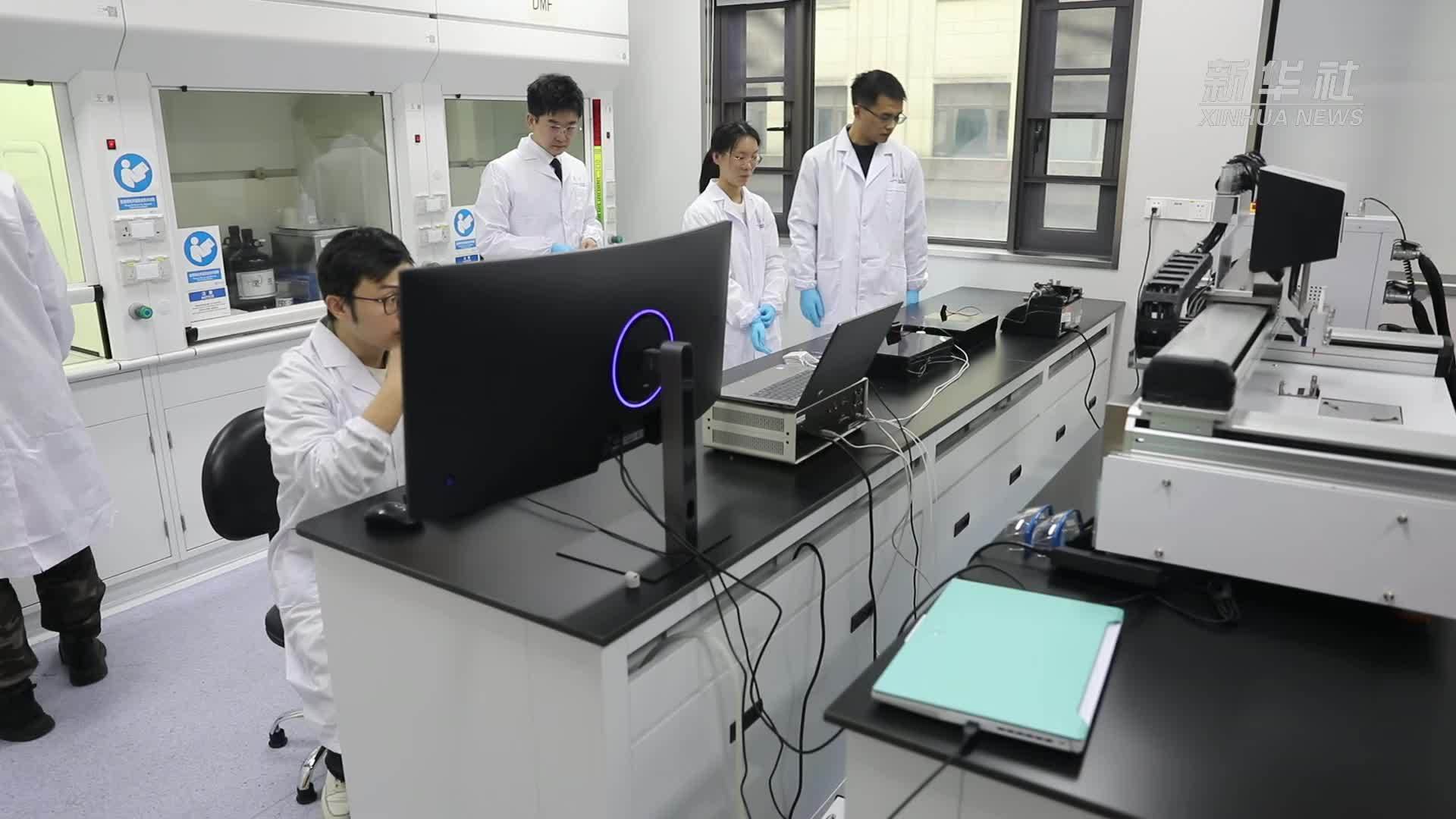 新华全媒+｜我国科学家创制“精准治疗”技术助锂电池“起死回生”