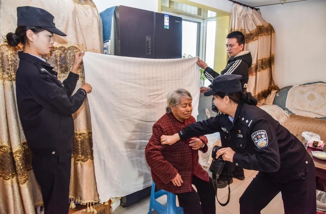 护航节后复工复产　华亭竭“警”所能