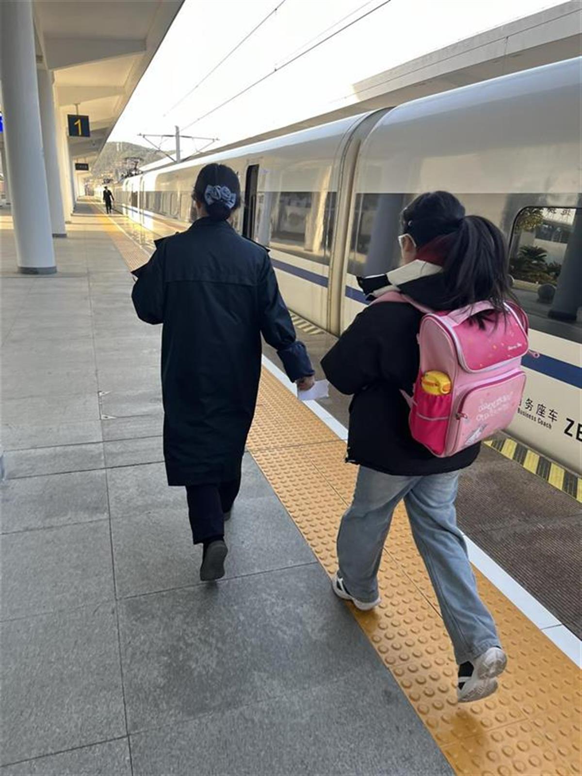 孙女.jpg