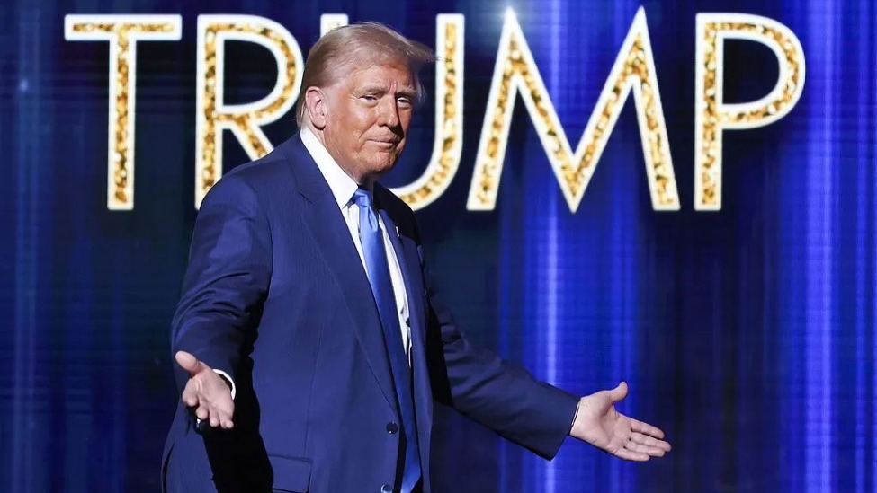 特朗普签署一项“特殊”行政令，是想彰显权力还是为了公平？